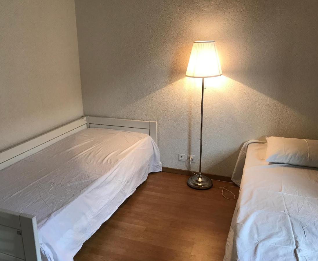 Apartamento Simple Flat 72 M2 In The Centre Of Burgdorf With Private Parking Exterior foto